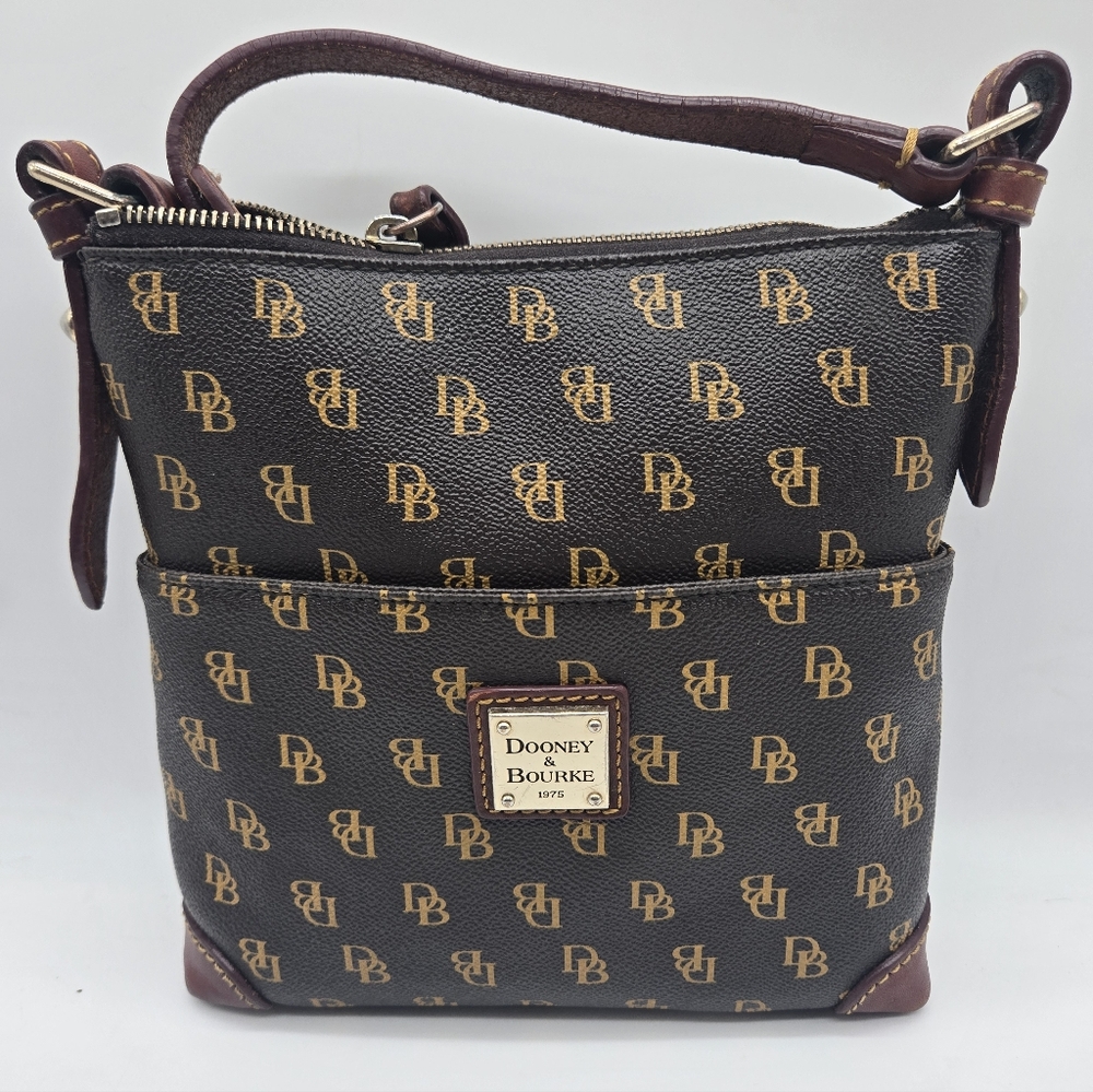 Dooney & Bourke Gretta Small Zip Crossbody Bag